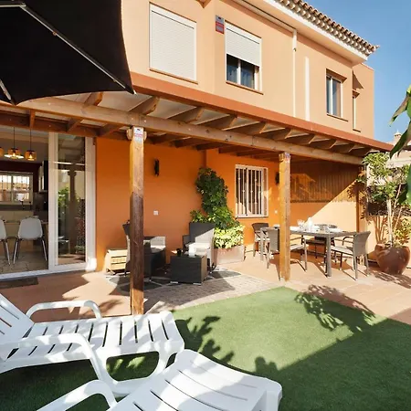בית נופש Casa Anna By Paramount Holidays *